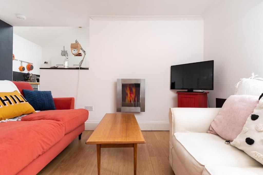 Stylish Cornish Village 3 Bedroom House Old Newlyn