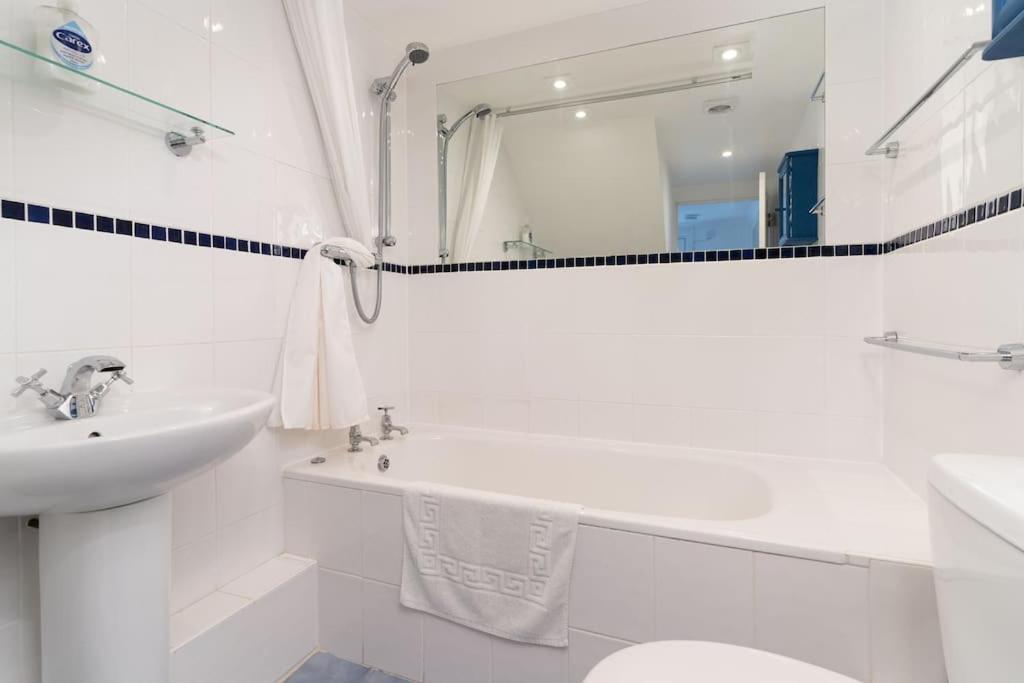 Holiday home Stylish Cornish Village 3 Bedroom House Old